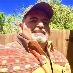 Meet your Posher, Carlos